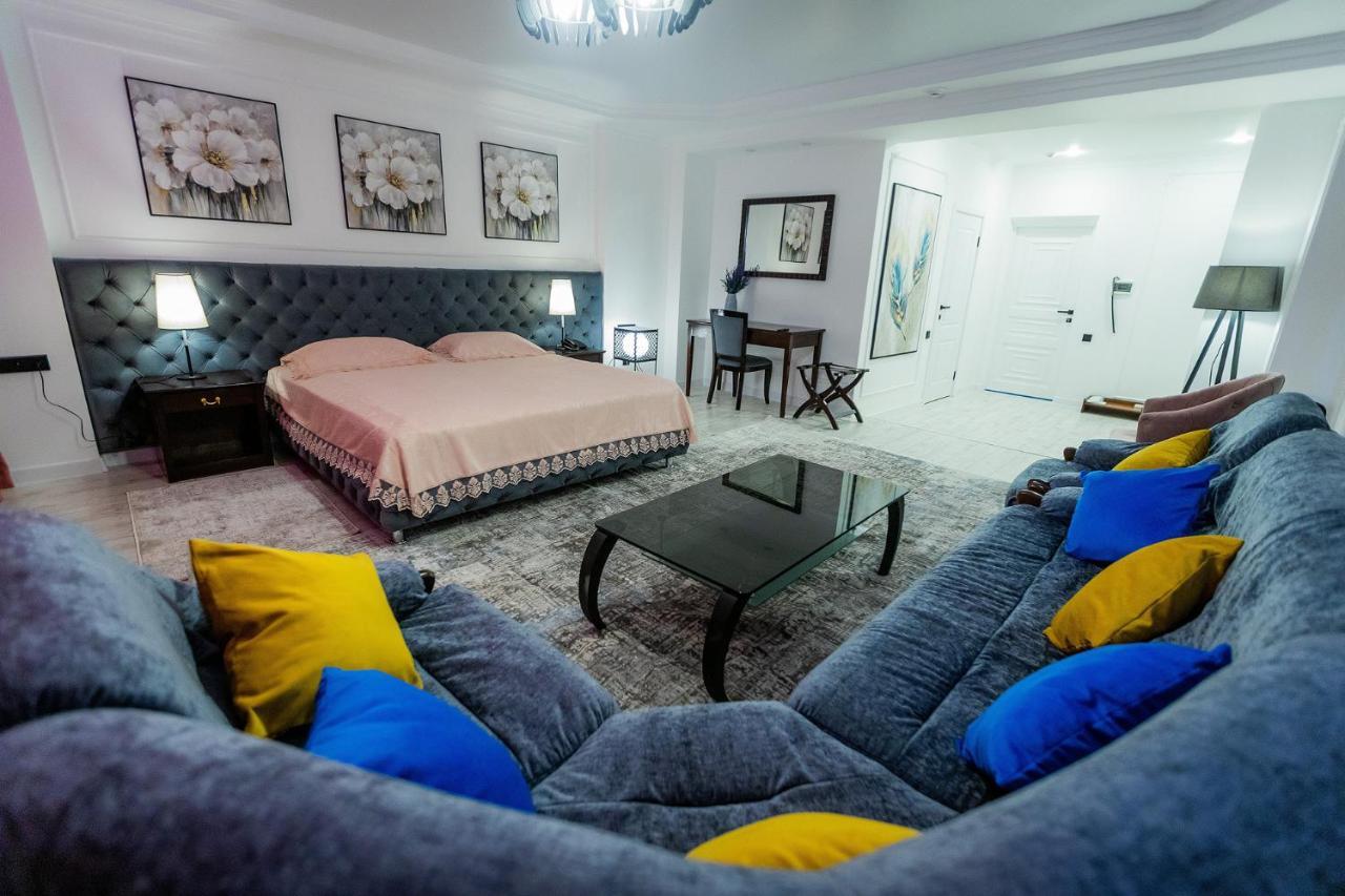 Metelitsa Hotel كاراغاندي المظهر الخارجي الصورة
