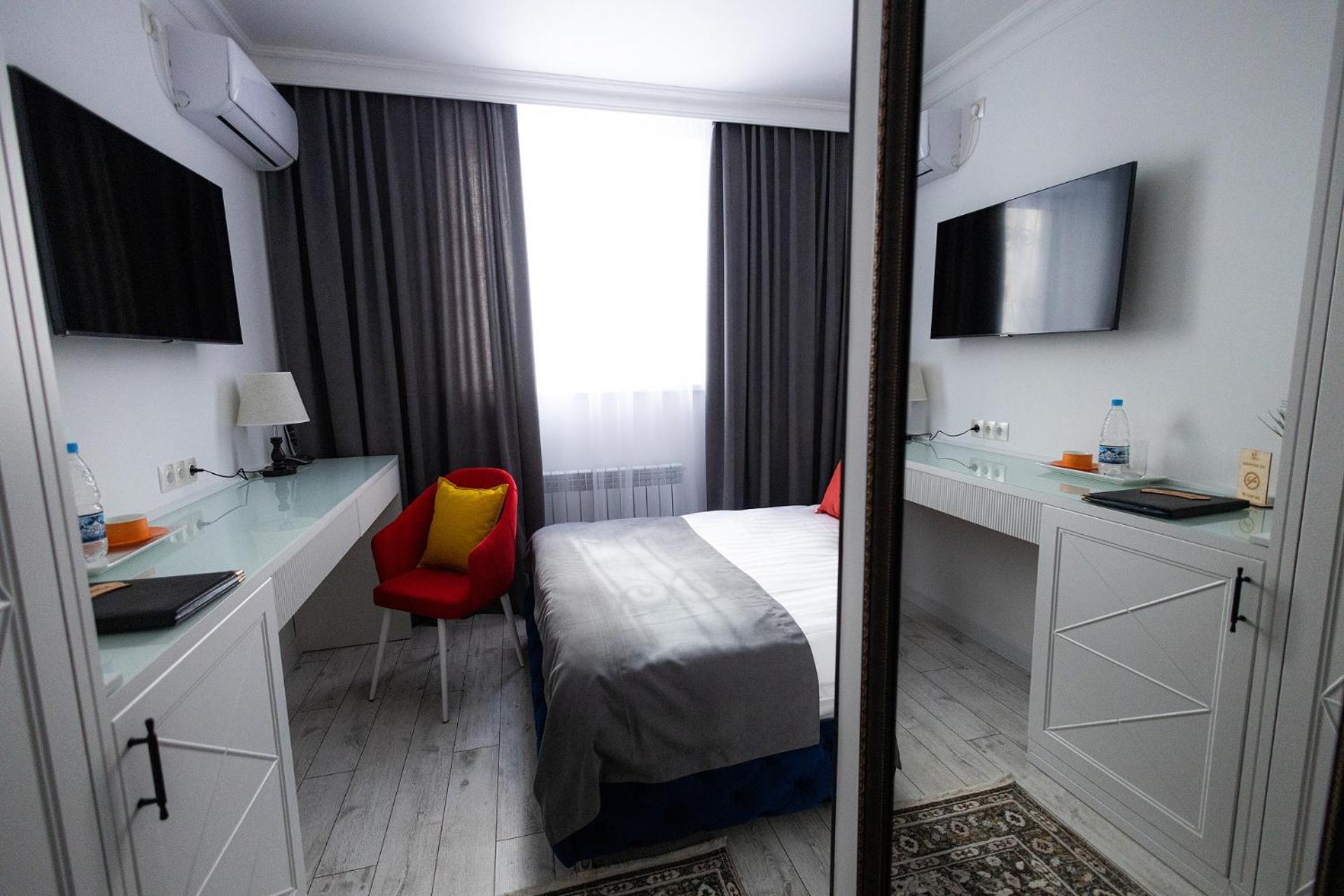 Metelitsa Hotel كاراغاندي المظهر الخارجي الصورة