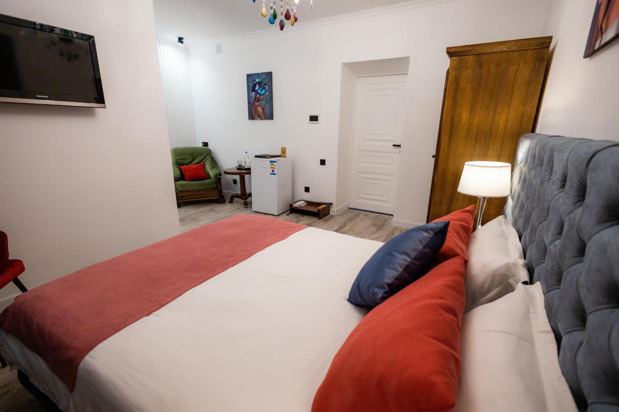 Metelitsa Hotel كاراغاندي المظهر الخارجي الصورة